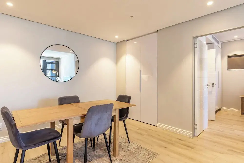 16 on Bree Luxury Apartments
