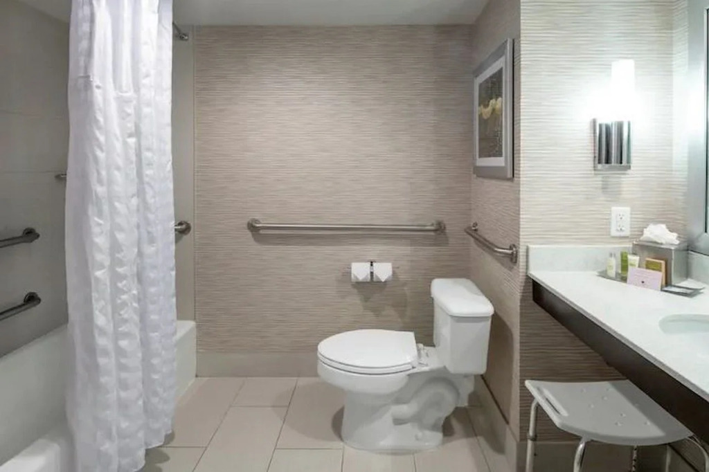 DoubleTree by Hilton Hotel Jacksonville Airport