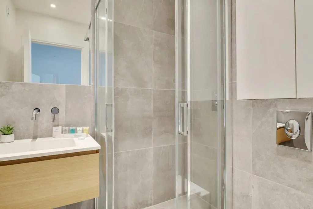 160 Suite Eve Brand new 1 BDR APT Paris