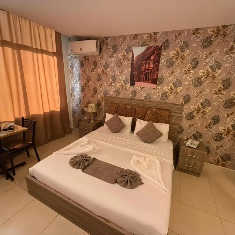 Rayan Hotel Suites