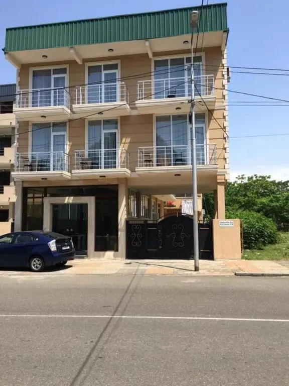 Guest House on Rustaveli 174