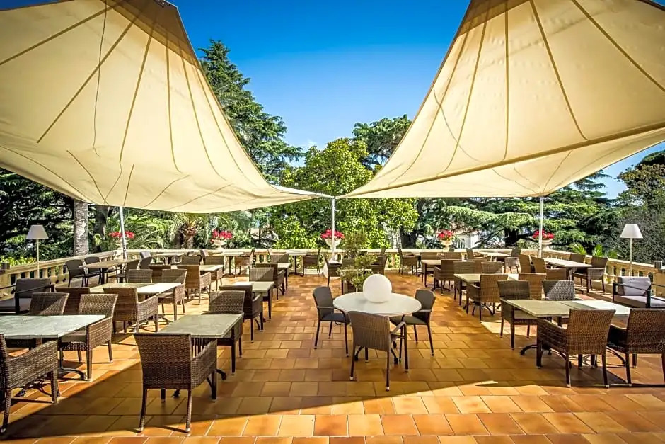 Hotel Les Tourelles