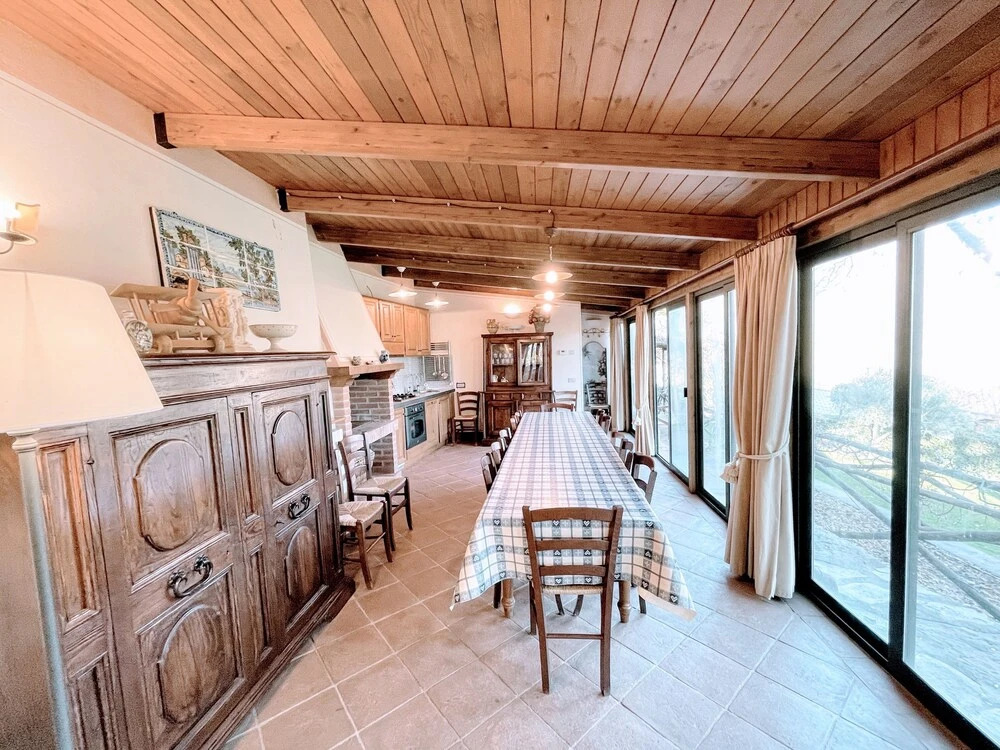Torretta Sleeps 5 With Pool and Exclusiv