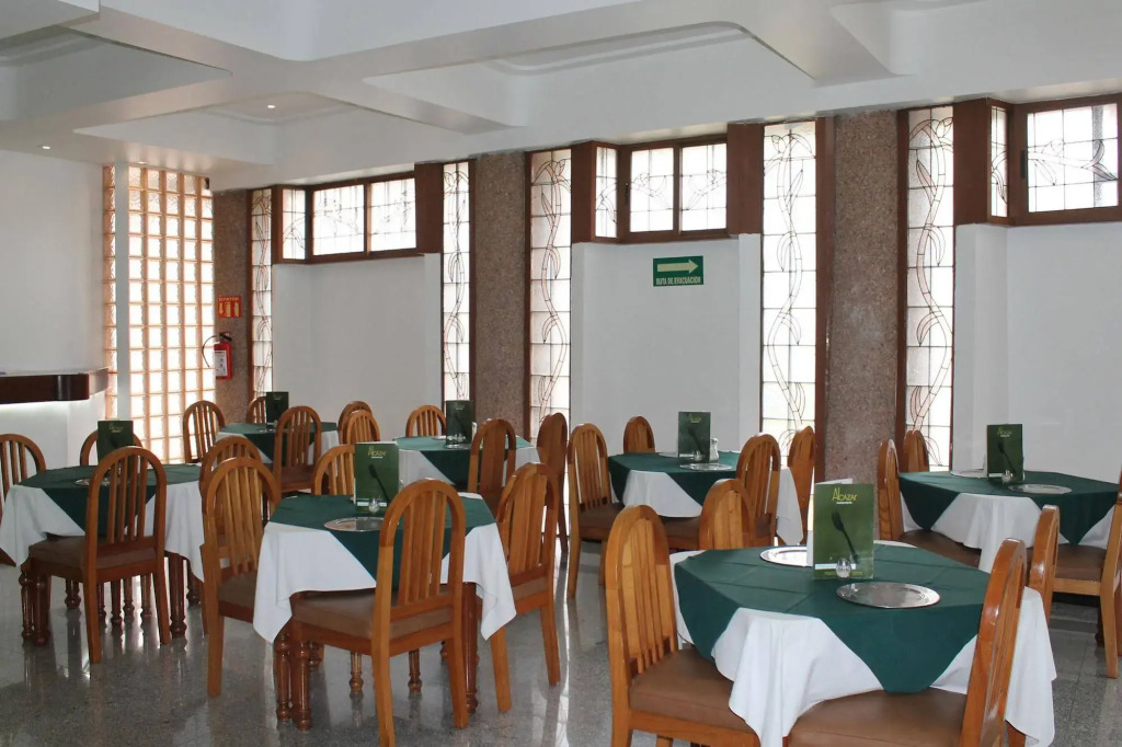 Hotel Escala Siglo XXI