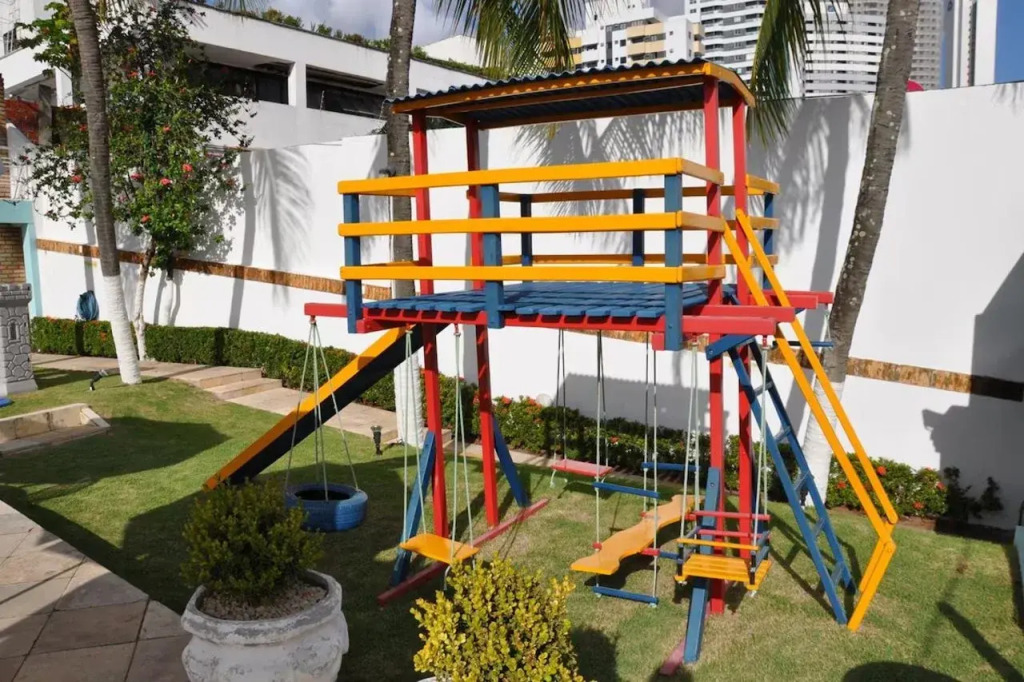 Alimar Hotel