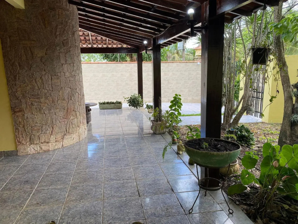 Casarão do Bosque a 200m da praia | ROUR218