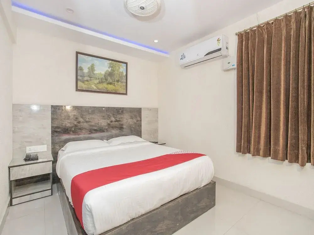 OYO 9017 Pride Homes