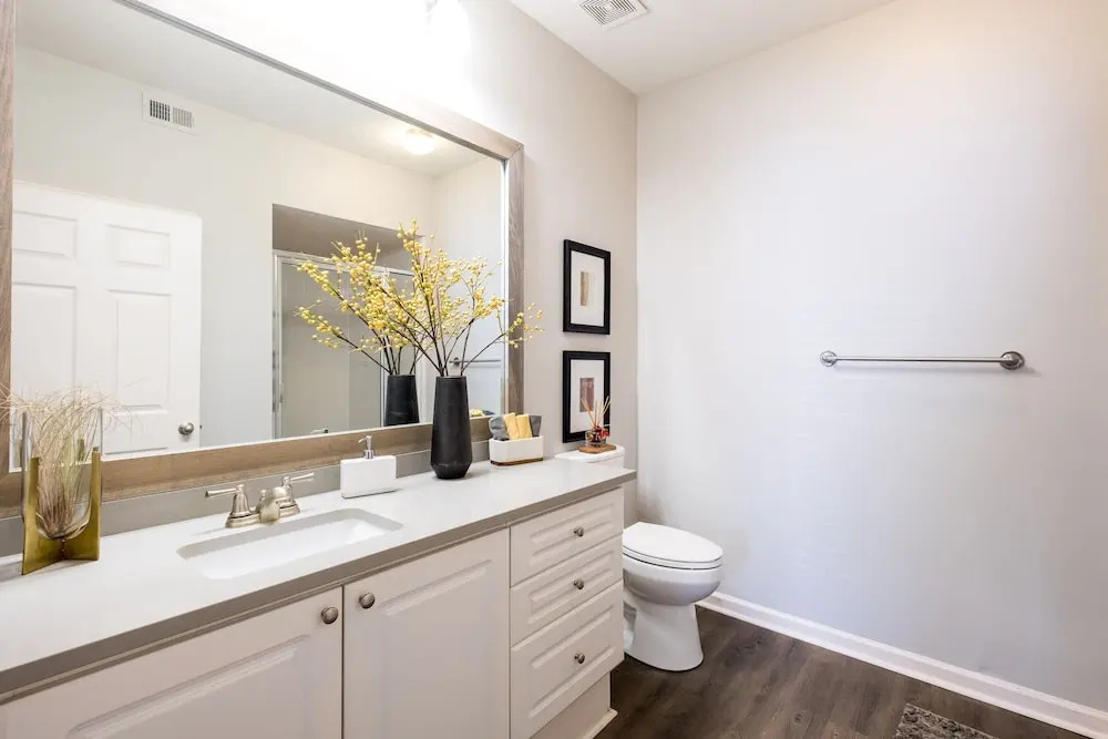 Hope St Downtown Luxury Rentals