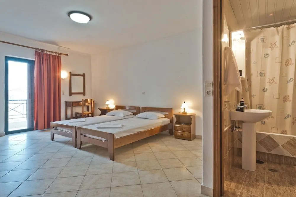 Fronis Apartment