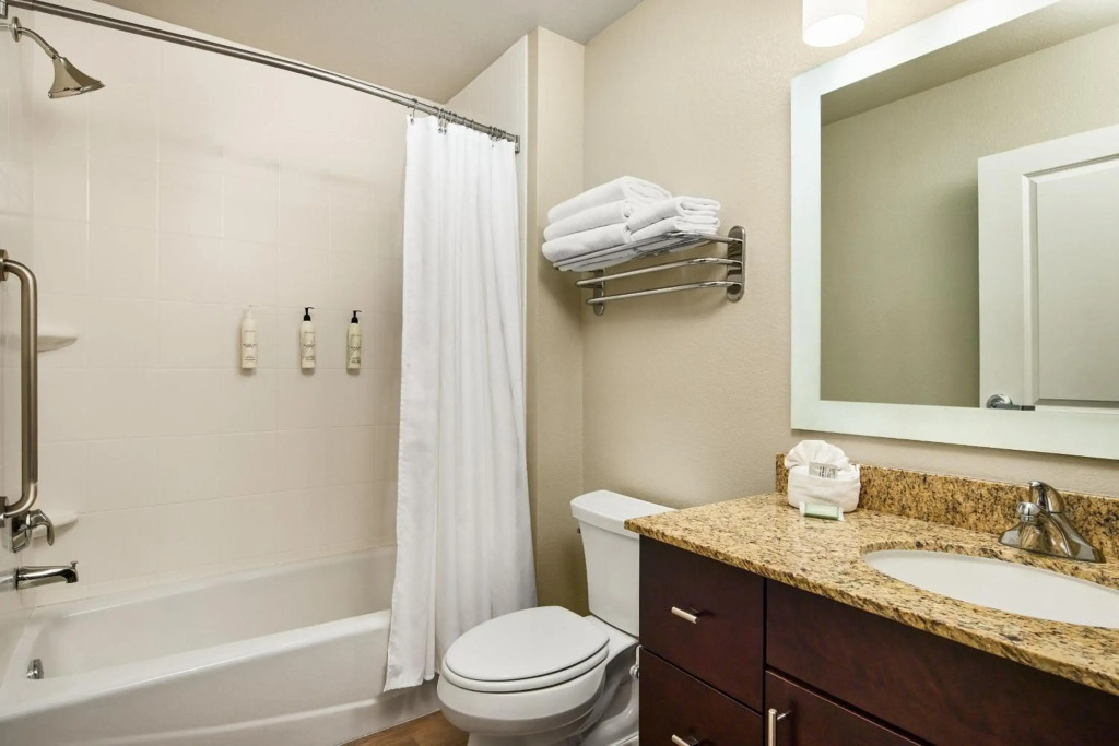 TownePlace Suites by Marriott Garden City