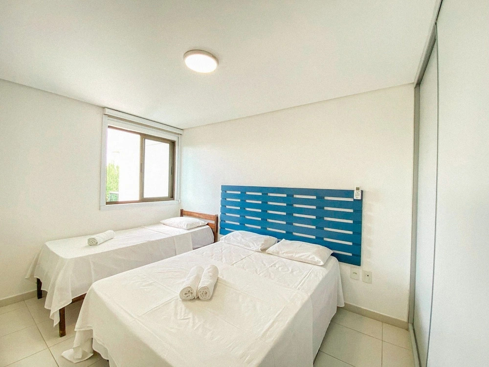 Carneiros Beach Resort