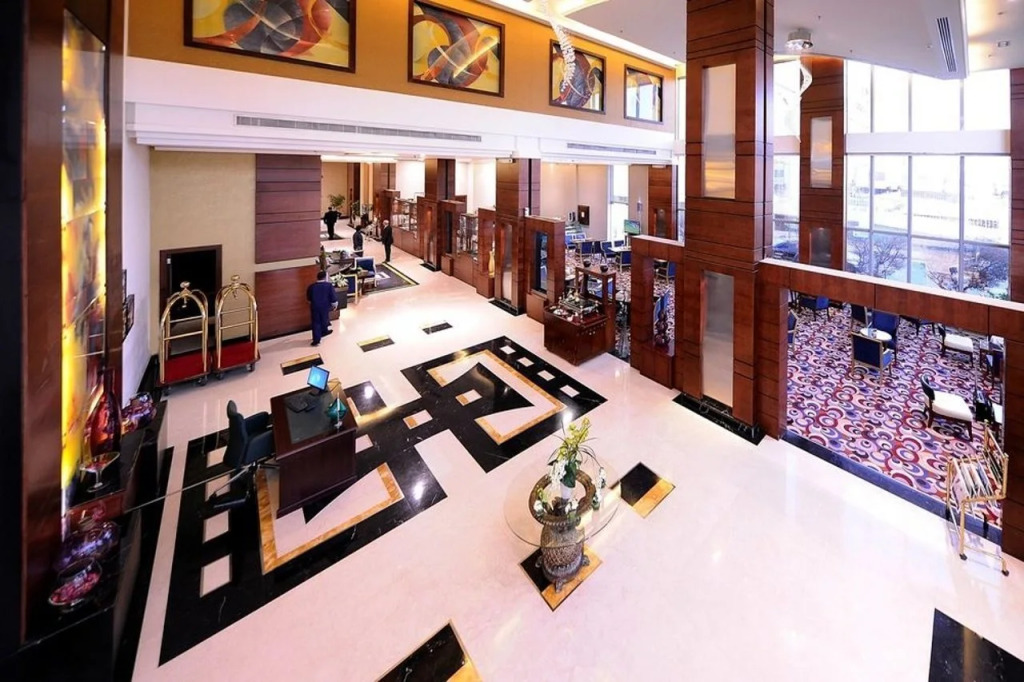 Qaser Alhamra Hotel Riyadh