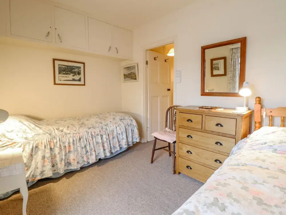 Pump Cottage, 8 Glyn Terrace