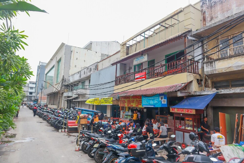Melawai Homestay by OYO Rooms