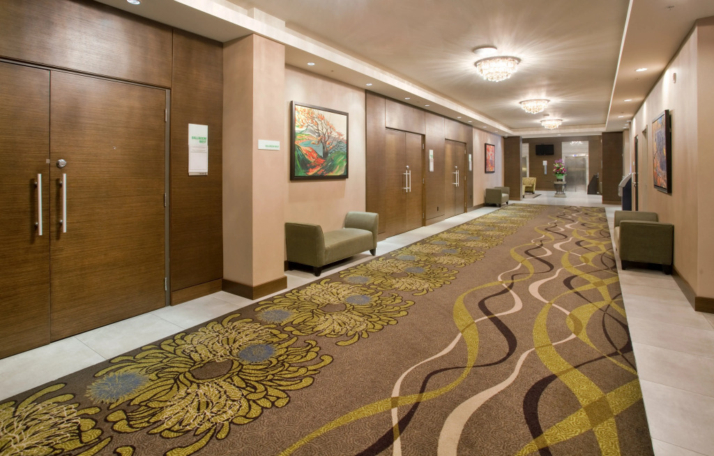 Holiday Inn Vancouver-Centre Broadway by IHG