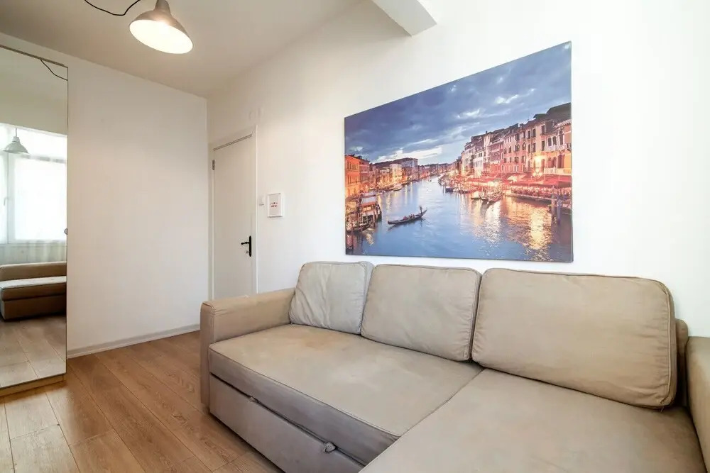 Modern Flat With Central Location in Kadikoy