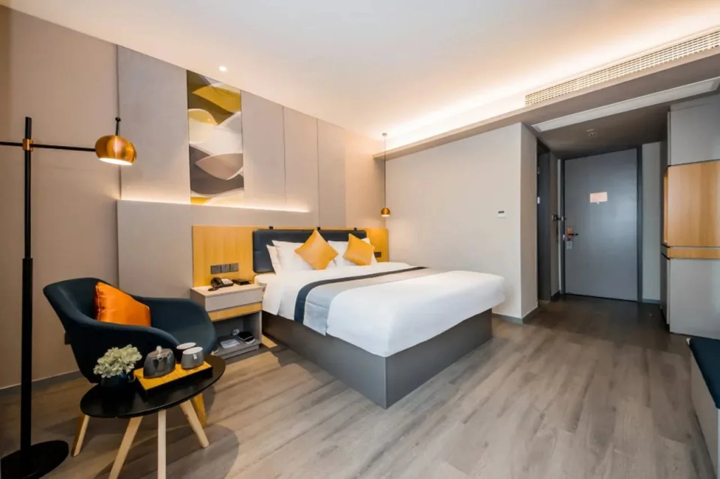Homeinn Selected Hotel (Suzhou Shengze Dongfang Textile City)