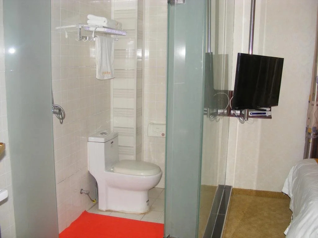 Yingbin Business Hotel