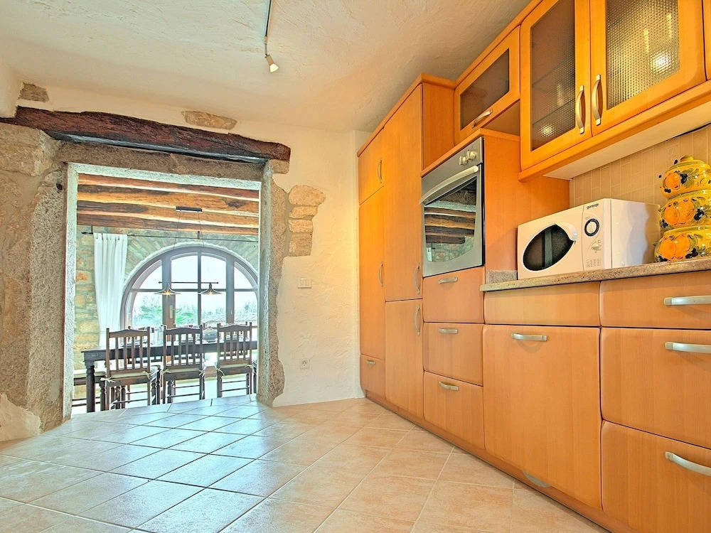 Renovated Holiday Home With Private Pool at 5 km From the Resort of Porec and Beach