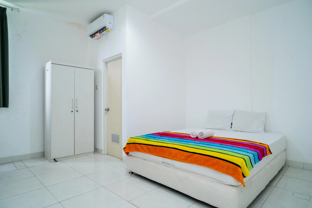 Living Kost Syariah RedPartner