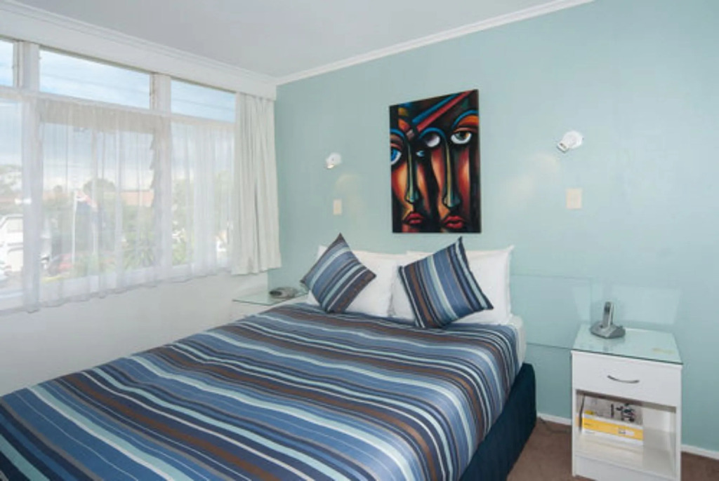 Aarangi Motel
