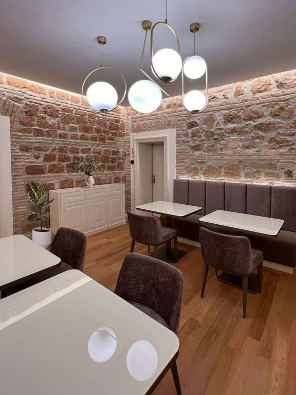 Martina Suites