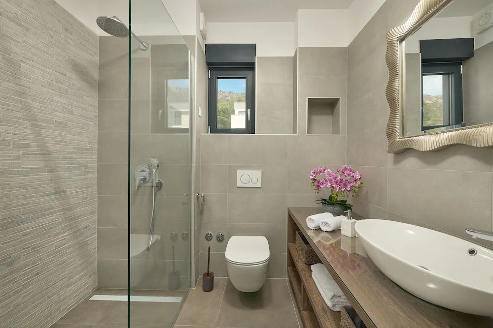 Luxury villa Natali with pool, terrace and sea view