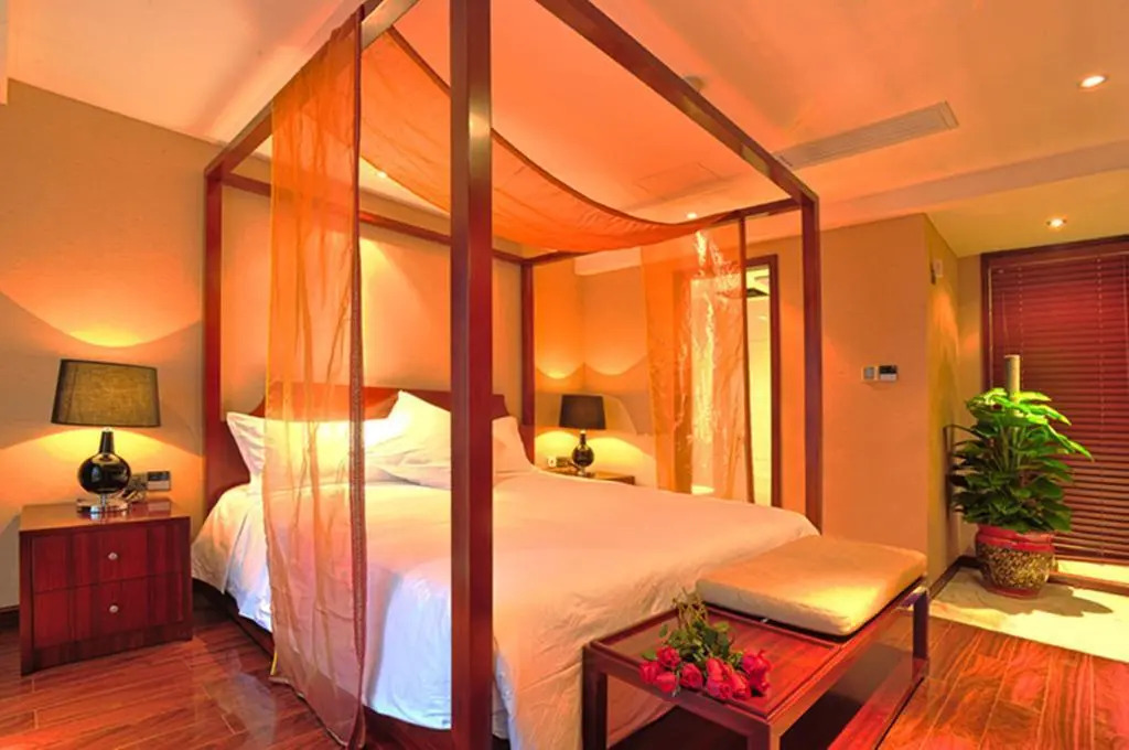 Bailing International Apartment Hotel