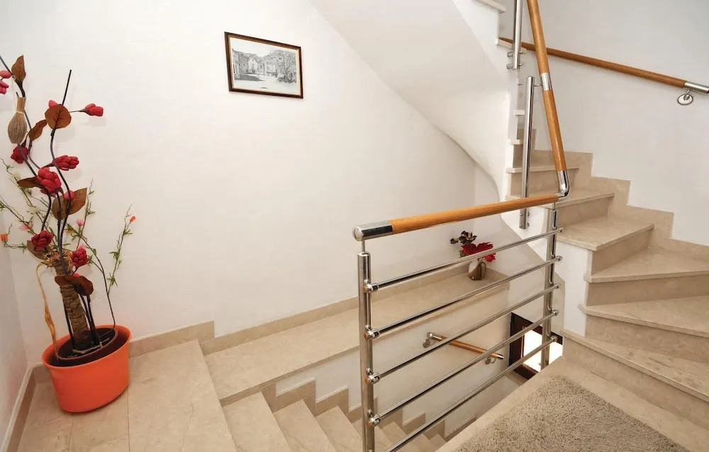 Stunning Home in Kastel Stari With Wifi and 1 Bedrooms