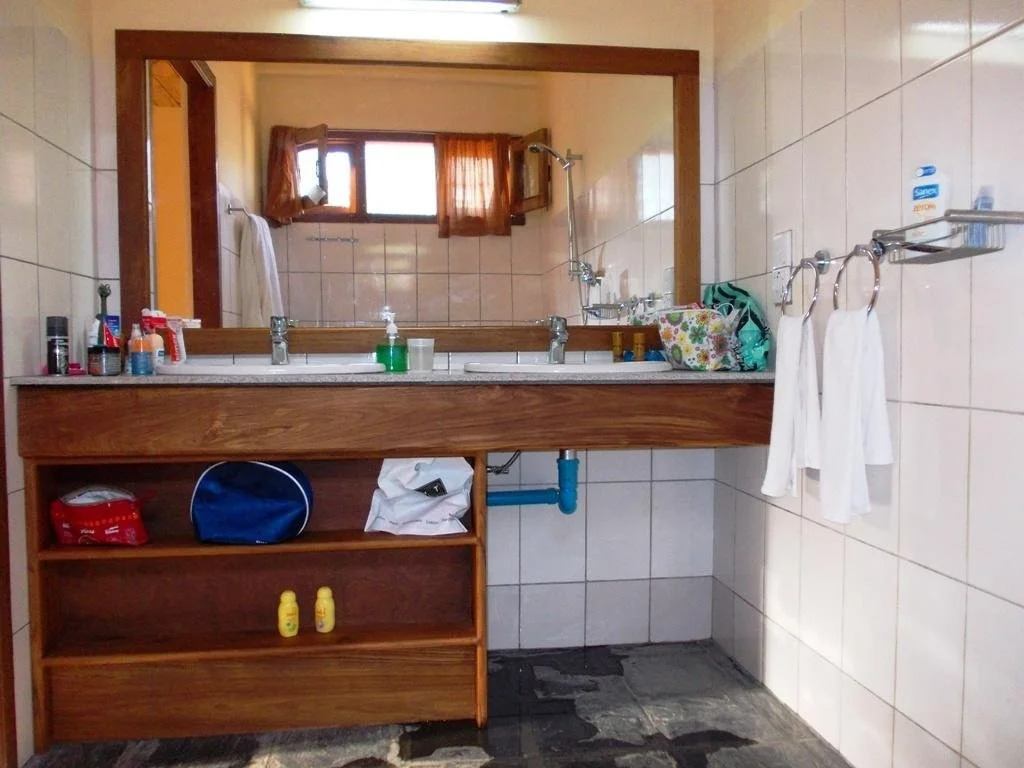 Thitaw Lay House B & B