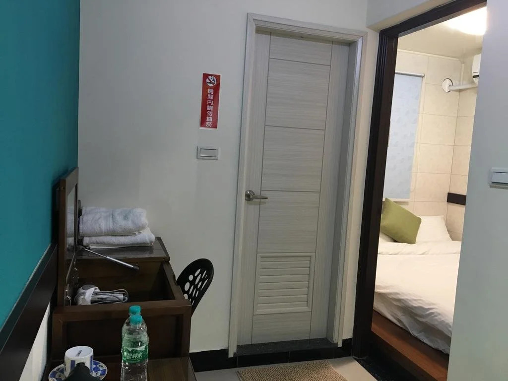 Axin bnb