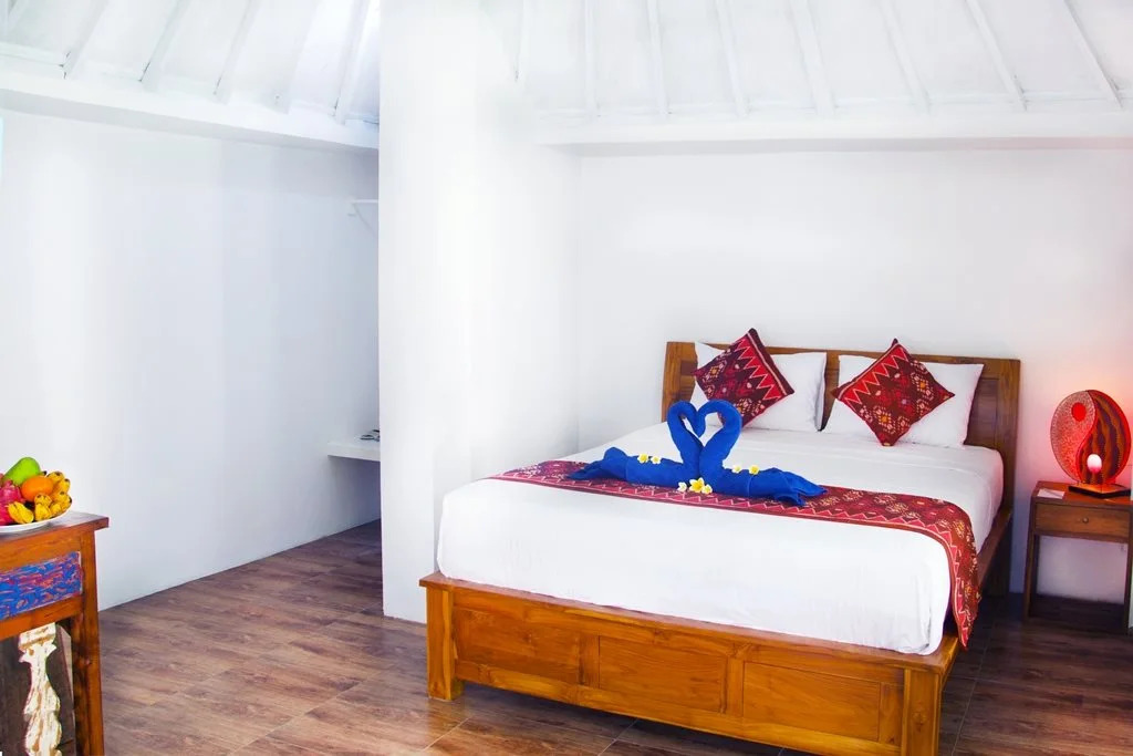 Full Moon 8 Bed & Breakfast