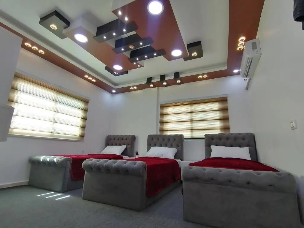 Petra paradise home