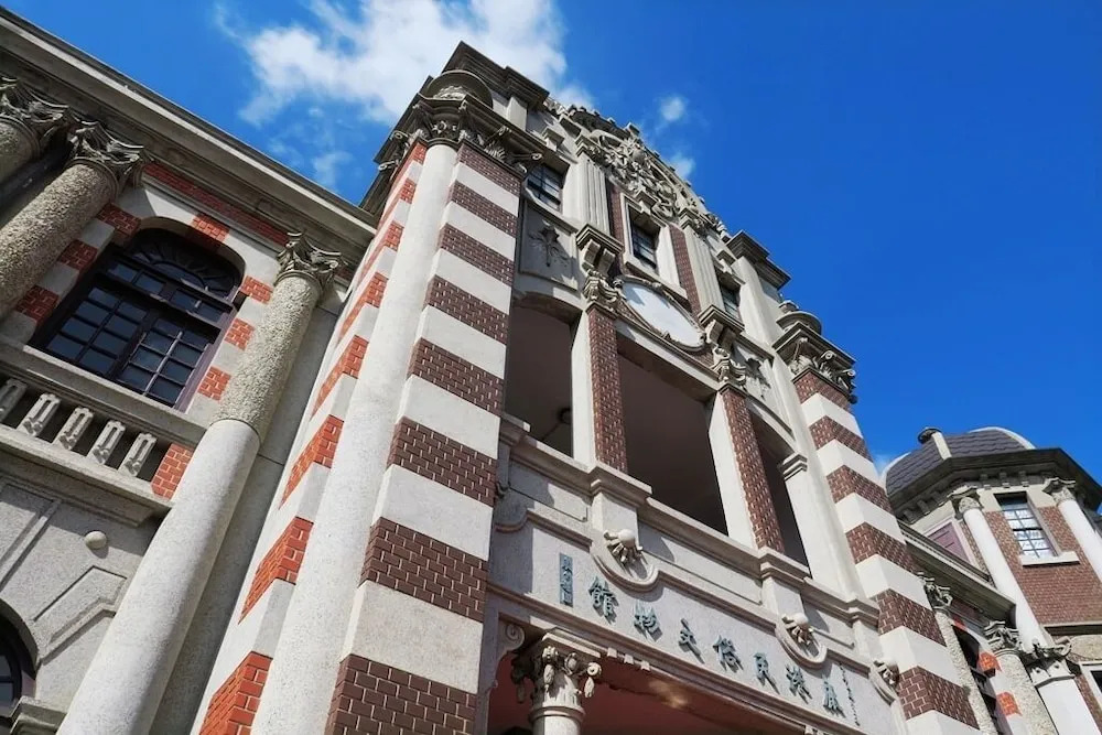 Lu-Kang Traveler Inns