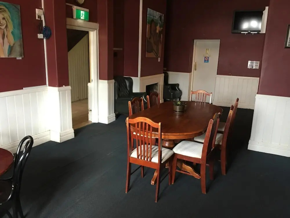 Royal Exchange Hotel
