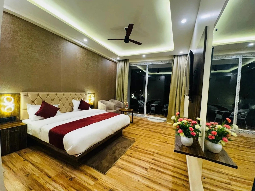 Casa Del Sol Lakeview Homestay