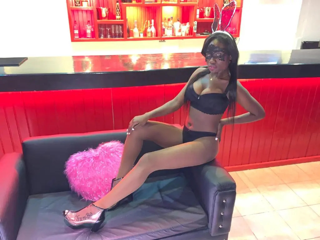 Relax Cabaret