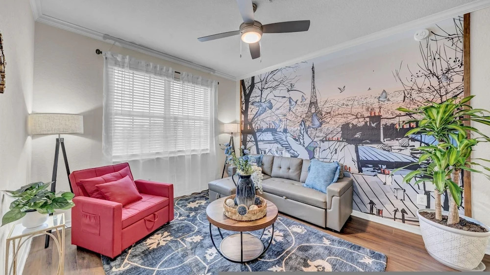 Modern 2BR 2BA Pool Gym Near Airport 9