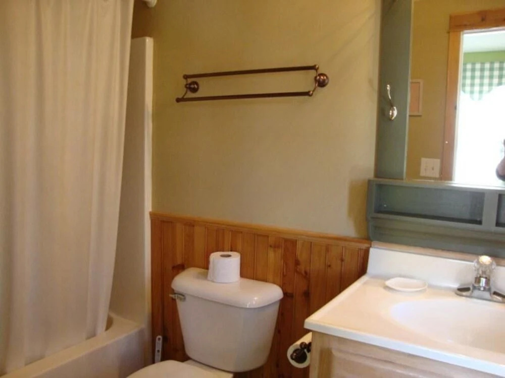Pelican Bay 4 Br home by RedAwning