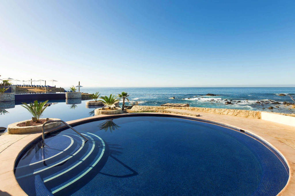 Hacienda Encantada Resort & Residences