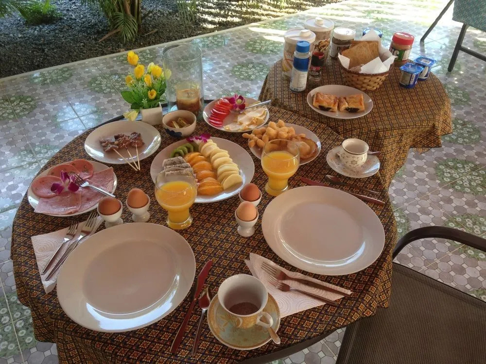 Bed & Breakfast To-Co