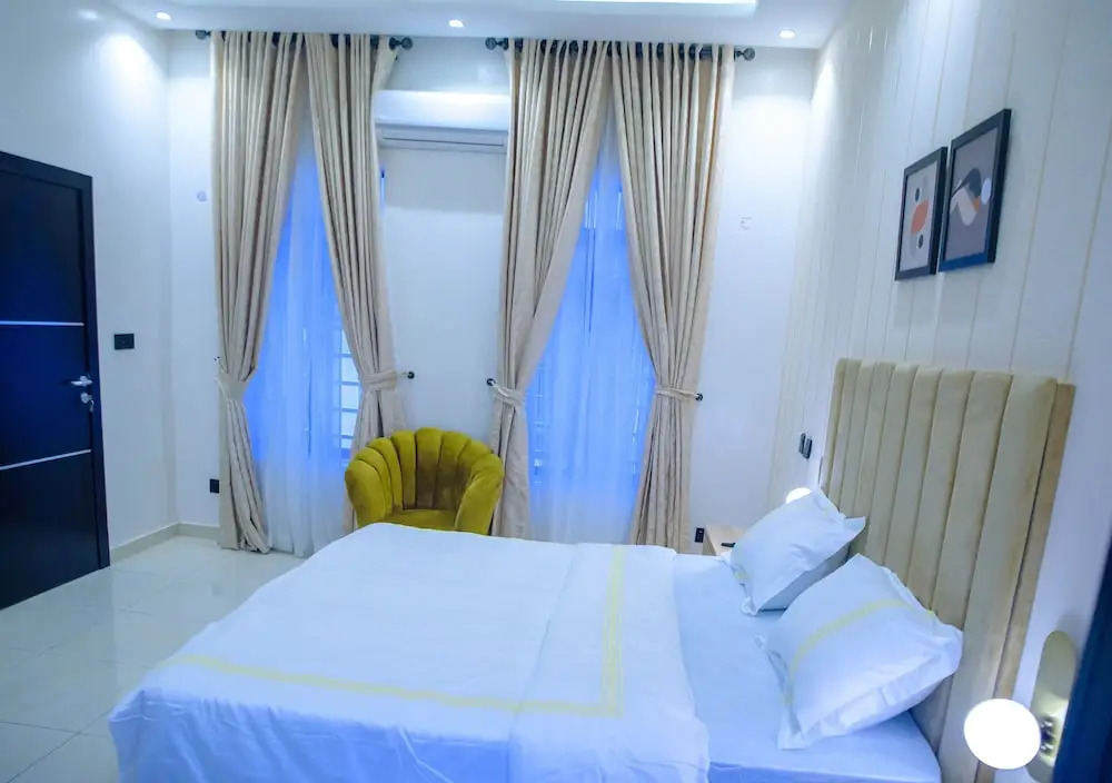Elcastillo Homes