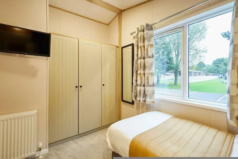 Host Stay Water s Edge Lodge
