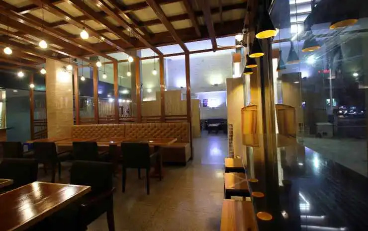 Altona Hotel