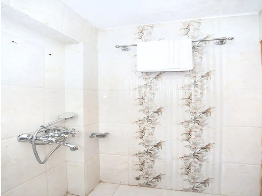 OYO 12796 Home Studios Hill View Solan