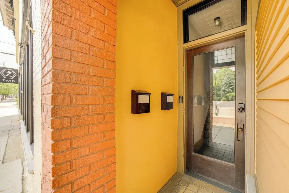 1 Mi to Dtwn Grand Rapids: Chic Condo w/ Balcony!