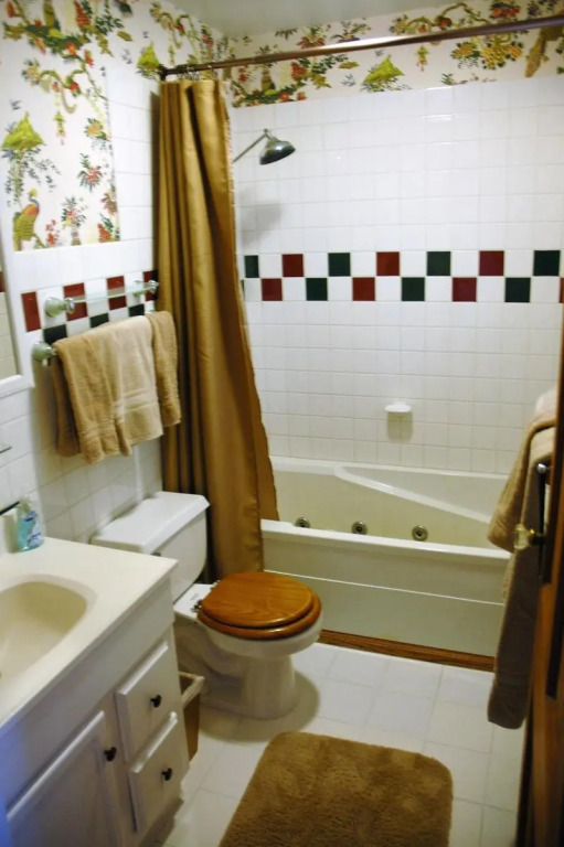 South Broadway Manor B&B - Near Fallingwater, Ohiopyle State Park, Hiking & Biking trails GAP