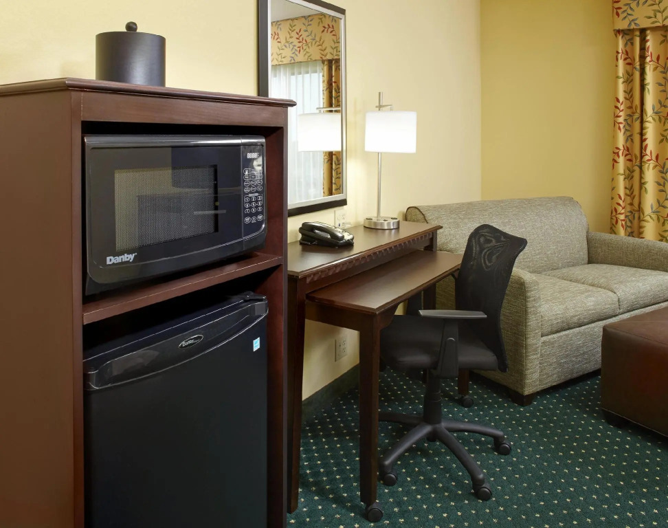 Hampton Inn & Suites Clearwater St Petersburg Ulmerton Road FL