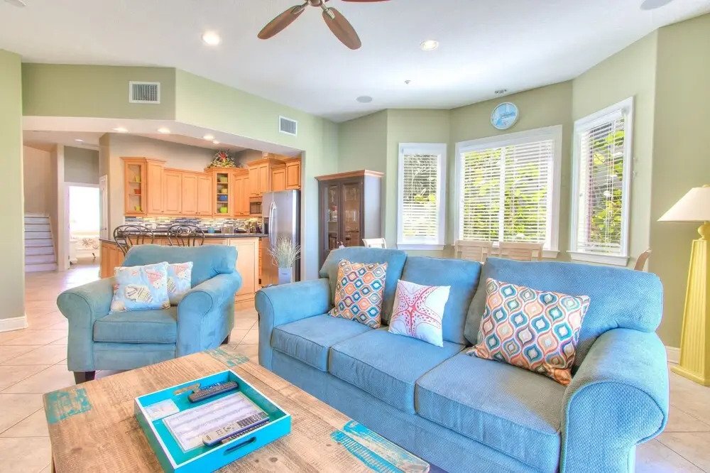 Bayway Luxury Townhome 4 Bedroom Townhouse by RedAwning