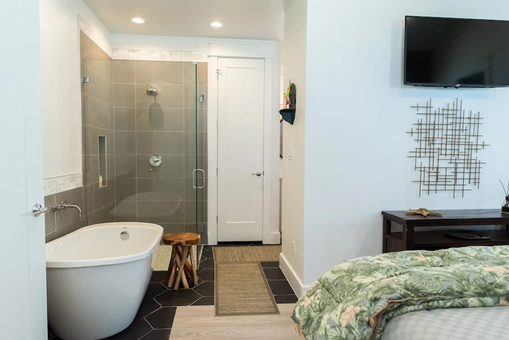 Doctor's Orders 2 Bedroom Cabin